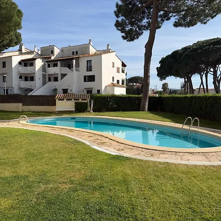 Iona Con Piscina L' Escala